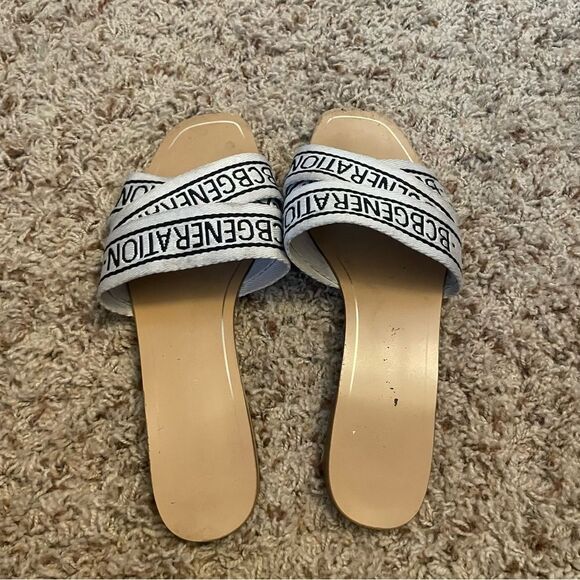 BCBGeneration Sandals size 9.5 - Picture 3 of 3